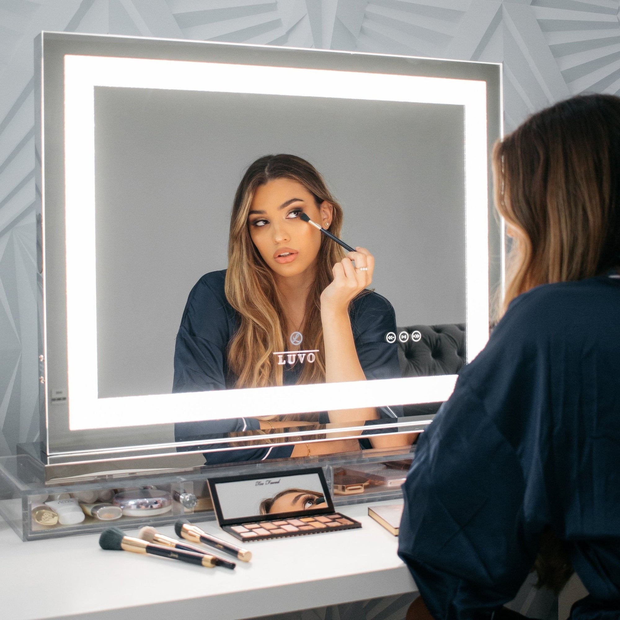 Crystal Vanity Mirror - Horizontal Vanity Mirrors Luvo Store
