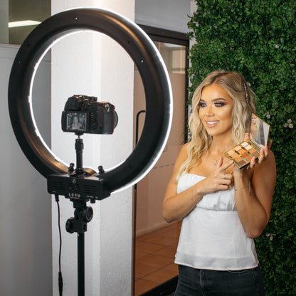 Classic 19" Ring Light | Luvo Store